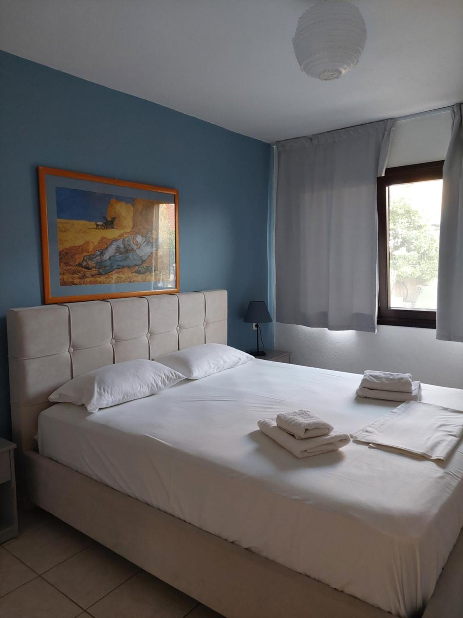 Dora'S House Comfortable Apartment With A Yard And View Pirgadikia Exterior foto